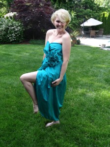 Of course I kept my prom dress.  Didn't you?  Unfortunately my dyed-to-match shoes are MIA